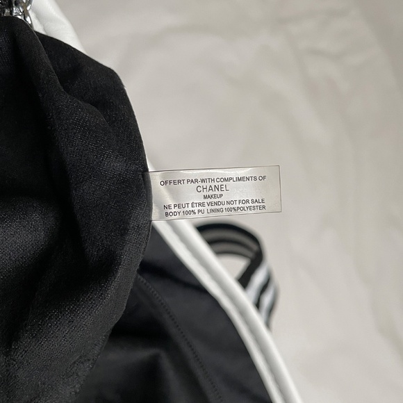 NEW CC Black & White Large - Picture 7 of 12